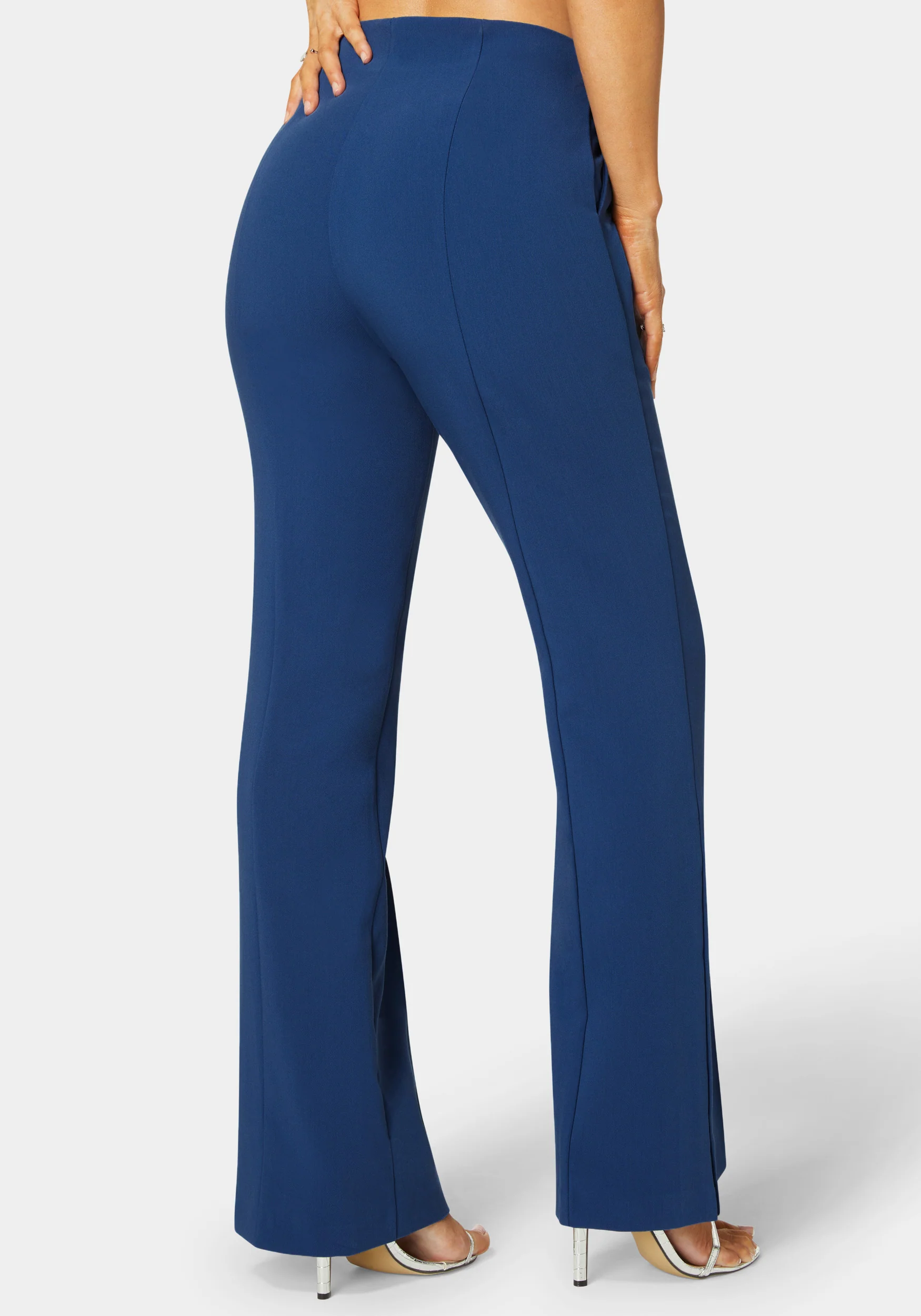 7swp0359be_navy-peony_3_0aa3f765-ecc1-4a25-99af-ef8a9366b0da