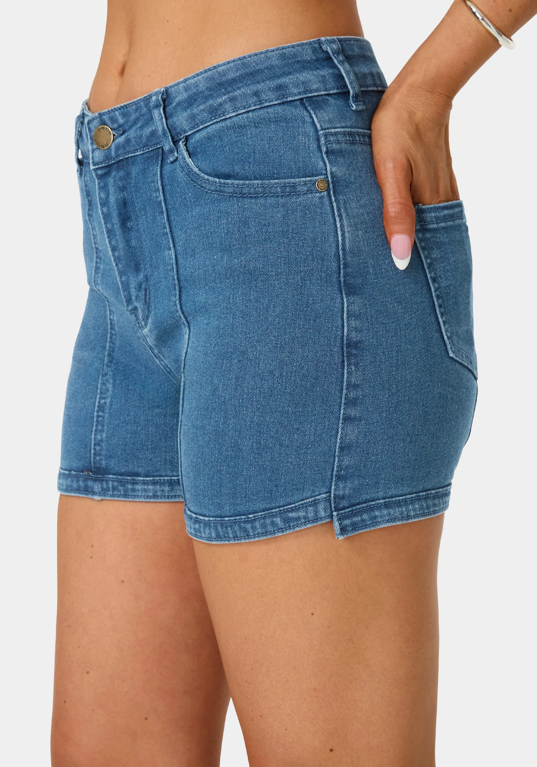 bhp-85_medium-wash_4_6ae973fb-8e79-4821-90d3-40f3d01ecae5